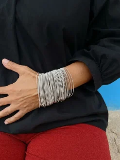 »Armband 97« aus Edelstahlfedern