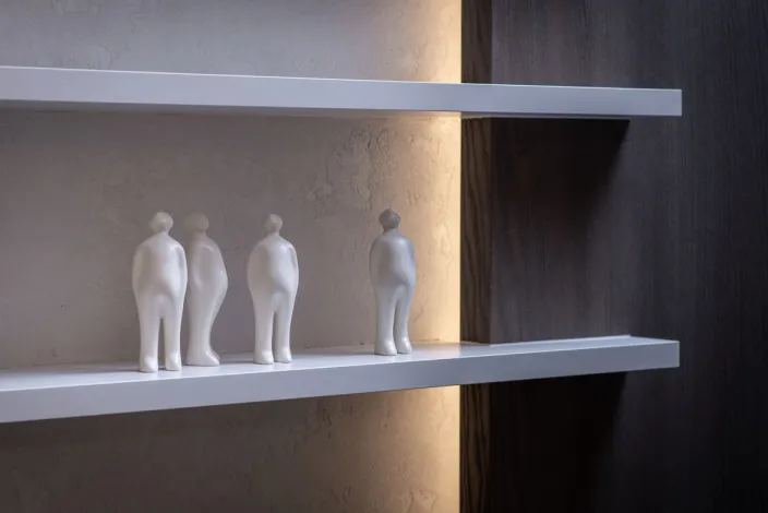 Deleu, Guido: Skulptur »The Visitor Small«