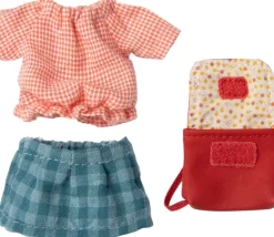 »Große Schwester mit Tasche« Maus