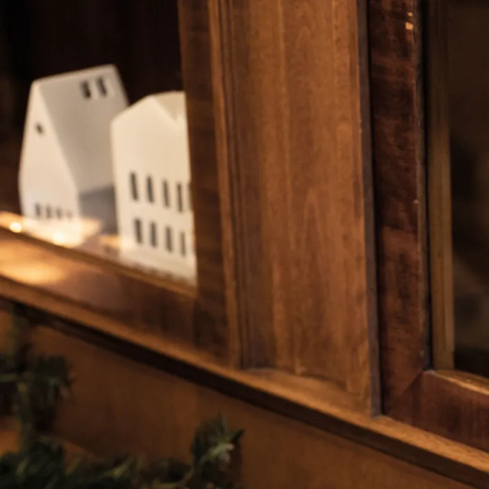 Lichthaus »Mittel, Kleine Fenster«